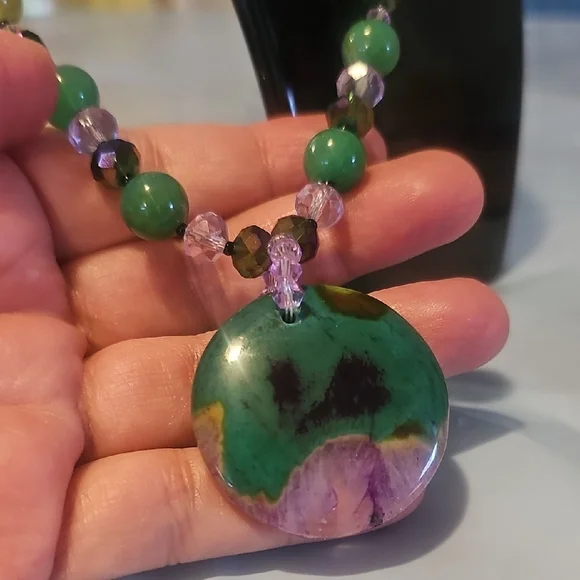 NWOT,Elegant Green Agate, AB Crystal  Purple Beaded Necklace Set - Picture 3 of 14